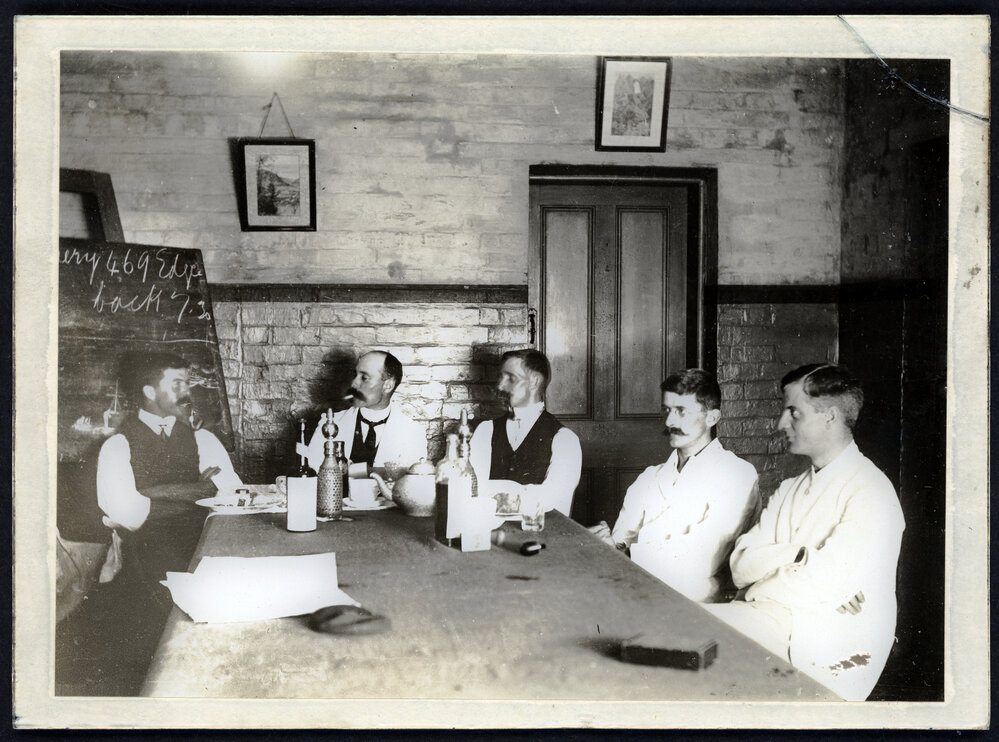 ? Science Staff Attendants