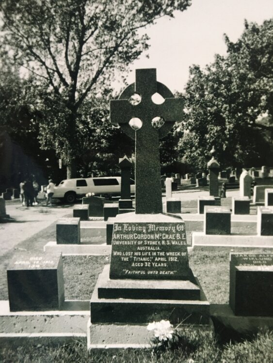 Grave of Arthur Gordon McCrae (BE) near Halifax, Canada