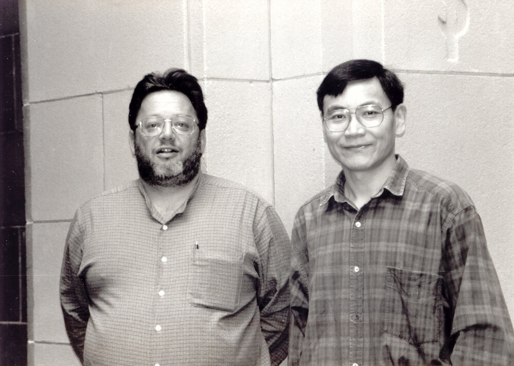 Dr Qihan Dong and Professor David Handlesman