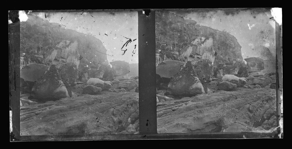Cliffs with Boulders, Middle Harbour