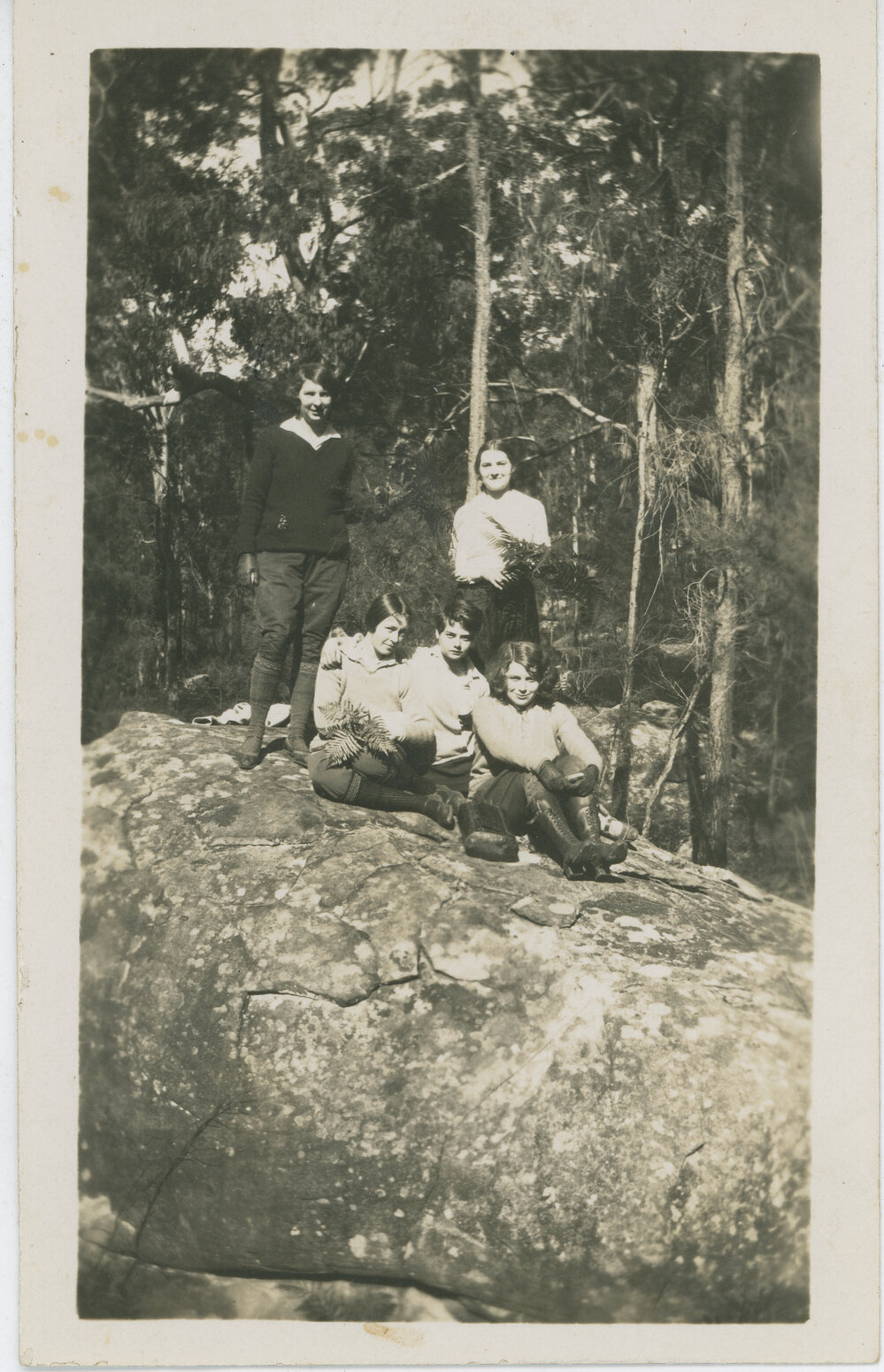 Sydney Teachers College Students at Castlereagh Camp