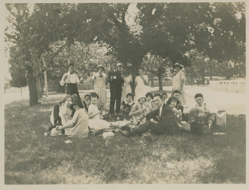 Student Lunch, Richmond Park