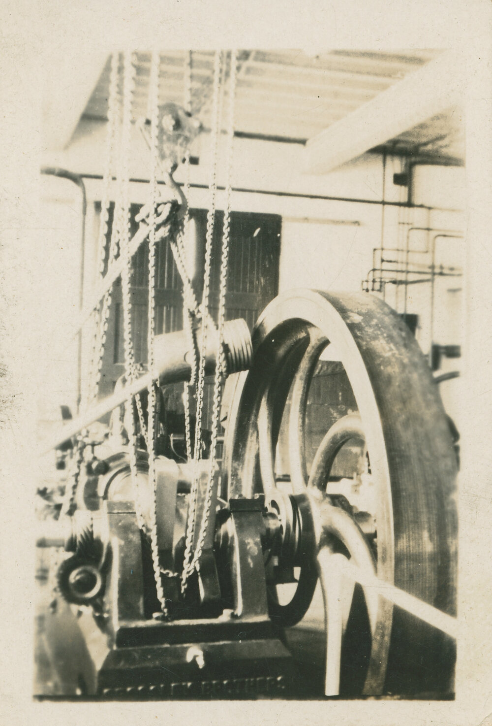 Old Crossley Gas Engine, Peter Nicol Russell (PNR) School of Engineering