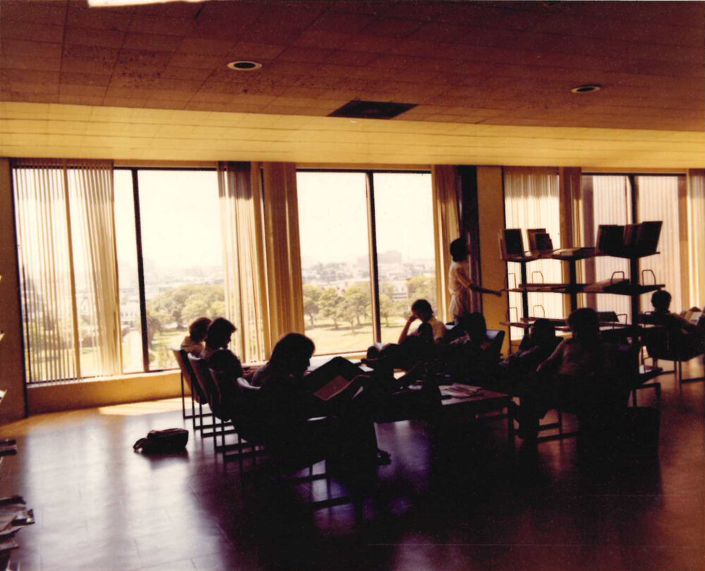Students in the Fisher Library