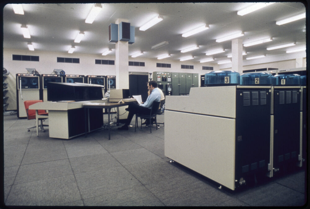 Computing Centre | University of Sydney Archives