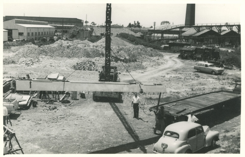 Tests on the Mills Cross Radio Telescope Prototype at St Leonard's Brick Pit