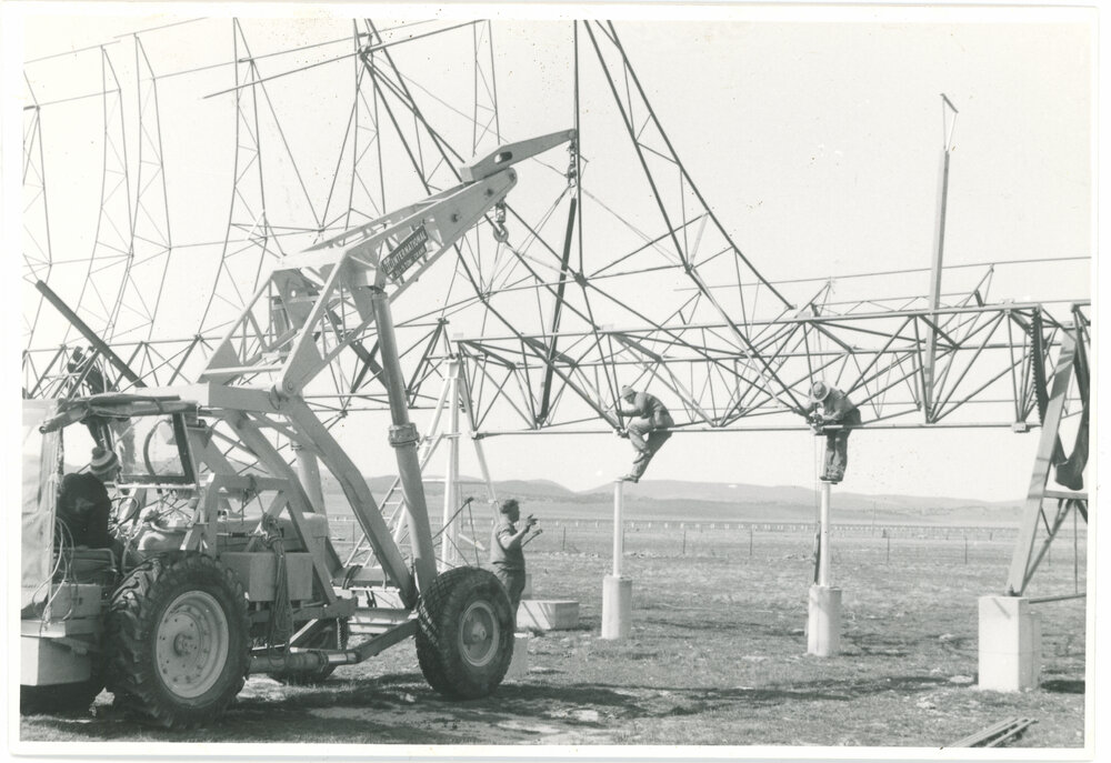 Mills Cross Radio Telescope Construction