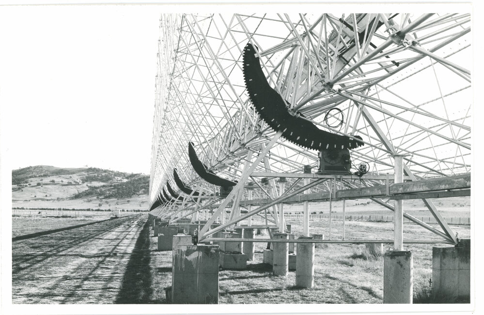 Mills Cross Radio Telescope Construction