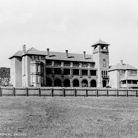 Women's College, Circa 1900