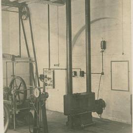 400 Ton 'Amster' Compression Testing Machine, Peter Nicol Russell (PNR) School of Engineering
