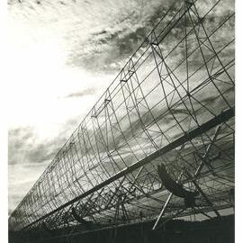 Mills Cross Radio Telescope Construction