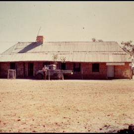 Roger Carolin at Nocundra Hotel, Queensland