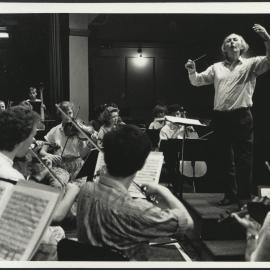 Conservatorium of Music Symphony Orchestra - John Hopkins and the Student Orchestra in Rehearsal