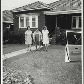 Faculty of Nursing - Student Gaining Experience in Clinical Nursing by Working in the Community