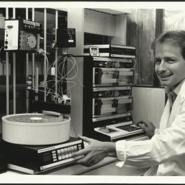 Biology Equipment - Fraction Collector FRAC-200 Used to Purify and Identify Proteins