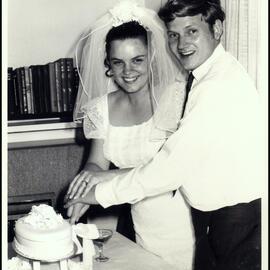 Di Williams Marries Peter de Vries