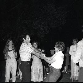 Jan Jacobs and Les Rooke at the School of Biological Sciences Christmas Party