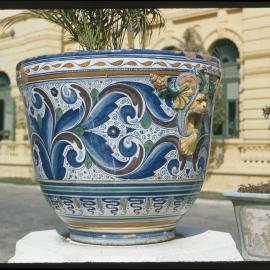 Chinese Bowl in Grand Palace