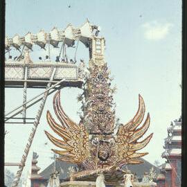 Construction of a Ngaben Bade
