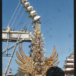 Construction of a Ngaben Bade