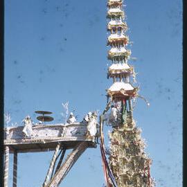 Construction of a Ngaben Bade