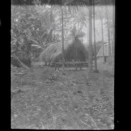 [Manum Island, New Guinea] Tsabo’o’s Hut in Borautsi’i’s Homestead