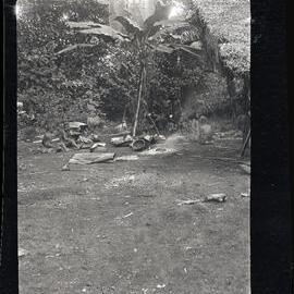 [Manum Island, New Guinea] After the Cooking. The Mwanuya Wives
