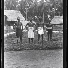 [Manum Island, New Guinea] Finished Timers on their way back to their Homes on the Sepic