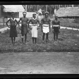 [Manum Island, New Guinea] Finished Timers on their way back to their Homes on the Sepic