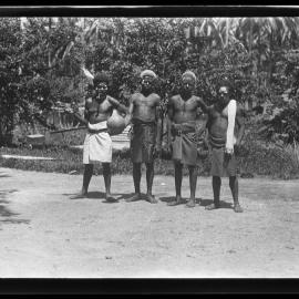[Manum Island, New Guinea] Finished Timers on their way back to their Homes on the Sepic