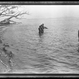 [Manum Island, New Guinea] Children Fishing with Small Traps