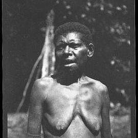 [Manum Island, New Guinea] Gebia (Mother of Baramalolo)