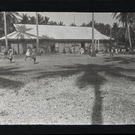 [Narau Island] Practicing for the Sports. Girls Racing