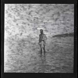 [Narau] A Fisherman with his Net