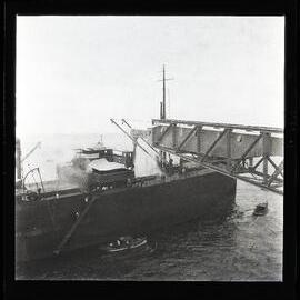 [Narau] Loading Phosphate into the Trentbank. The Right Arm of the Cantilever Loading the Forward Hold.