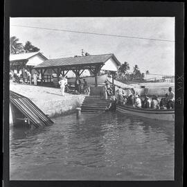 [Narau] Landing (the Boat Swinging Round) and Beginning the Search