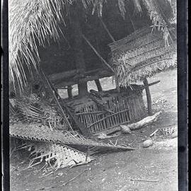 [Manum Island, New Guinea] The Grave of Bodarua (Ama’ama), Husband of Bubuŋ, Under the House