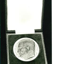 H Tasman Lovell Medallion