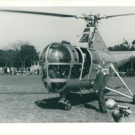 RAAF Helicopter on No 2 Oval