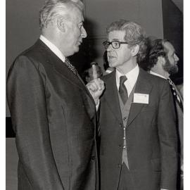 Vice-Chancellor Bruce Williams with Gough Whitlam at Westmead