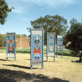 Gift of Aboriginal Artwork by Trish King to the Faculty of Health Sciences, Lidcombe Campus