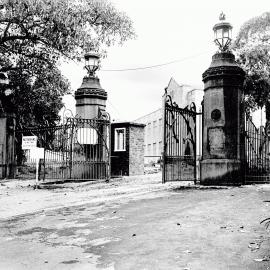 City Road Entrance Gates to Eastern Avenue