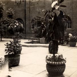 Women's Quad at the Sydney Teachers College (STC) | 1 vote